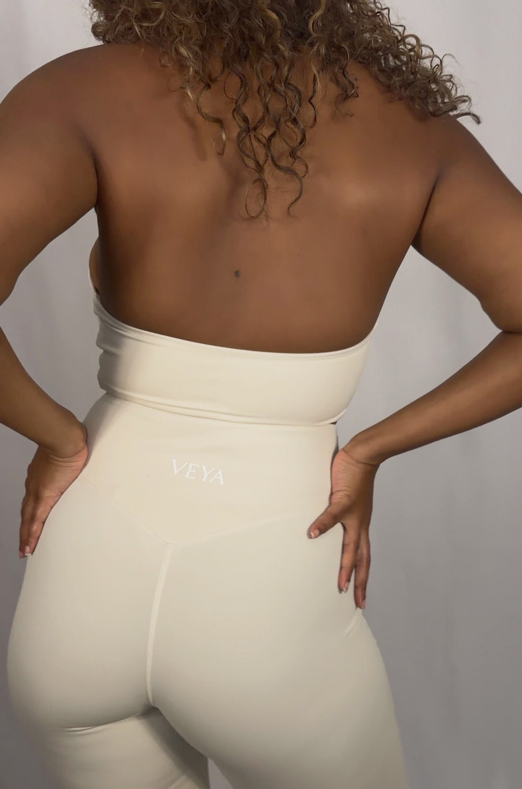 Sculpt Halter